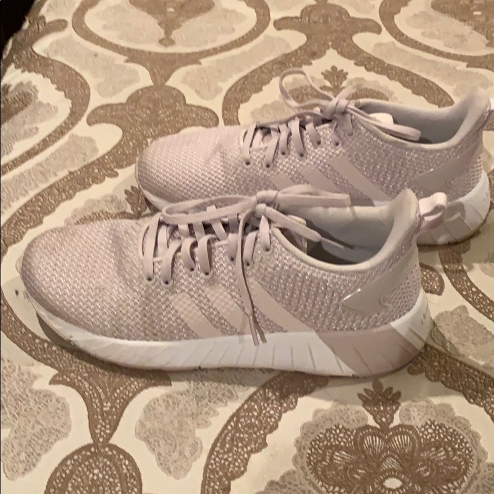 Adidas cloudfoam shoes. Lavender
